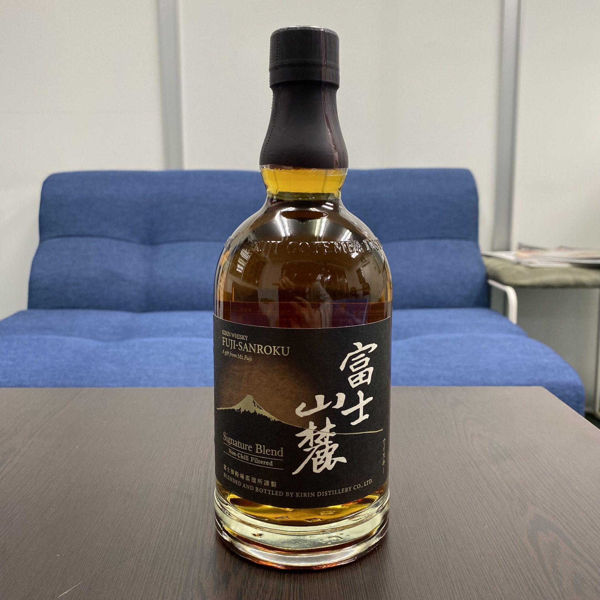 キリン ウイスキー 富士山麓 Signature Blend 700ml